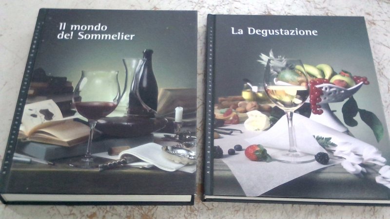 Libro Per Corso Sommelier    V
