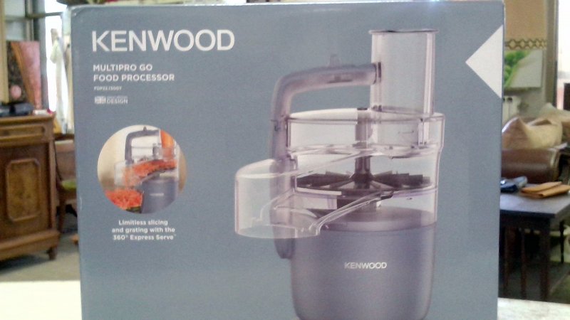 Tritatutto Kenwood  Con Accessorio Tagliaverdure    V