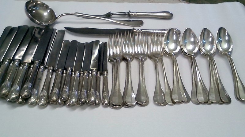 Servizio Posate Broggi Sheffield  12 Posti Tavola   V