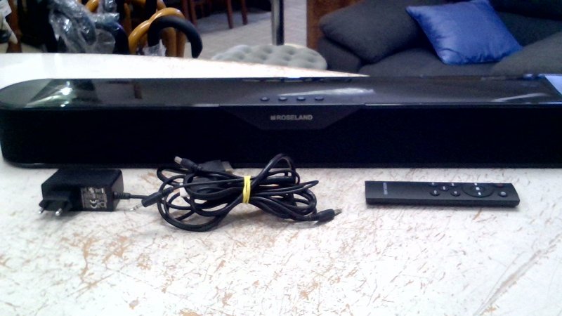 Soundbar Roseland  Con Telecomando    V