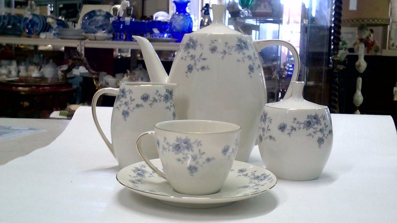 Servizio The Haviland Fiori Azzurri  10 Posti +3 Da Servizio   V