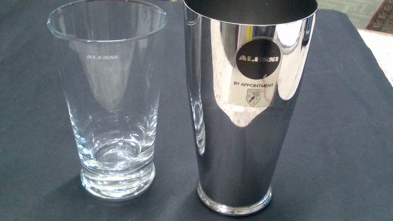 Shaker Alessi     V