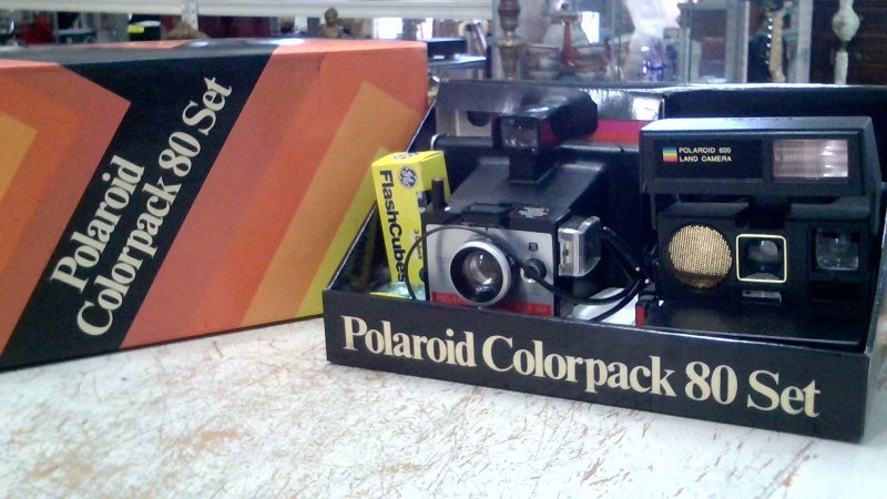 Polaroid Colorpack  80 Set   Con 2 Macchine Fotografiche    V