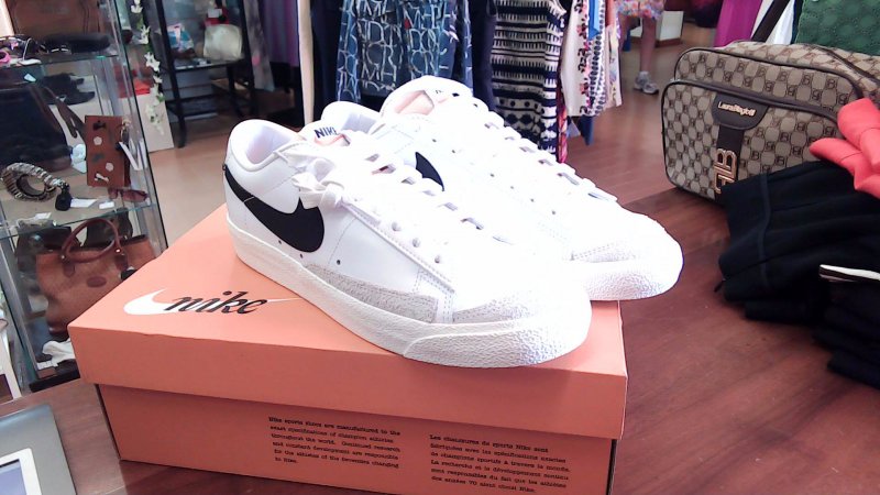 Scarpa Nike Blazer Low 42/43 R