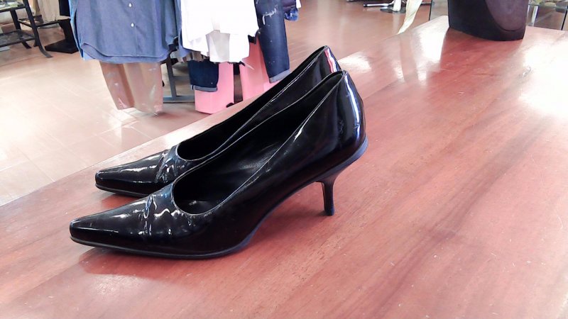 SCARPA VERNICE NERA PRADA 38 R