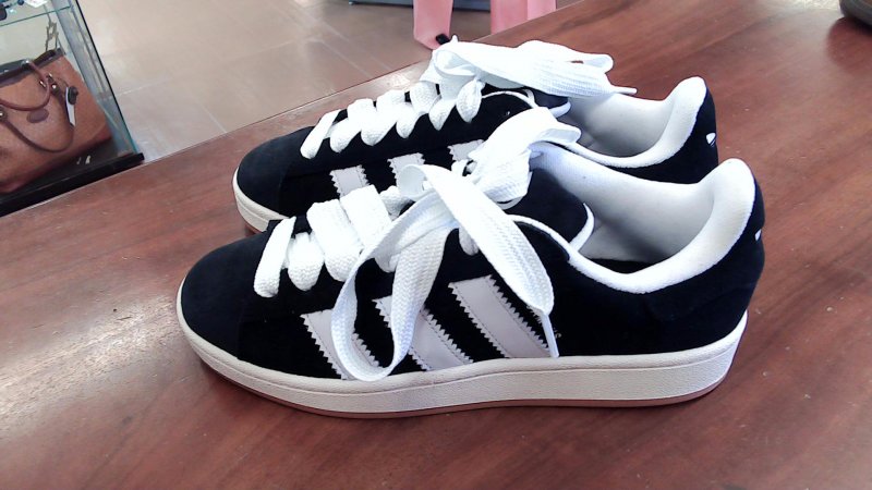 Scarpa Adidas 40 R