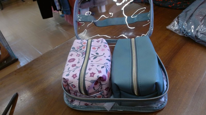 Set Necessaire R