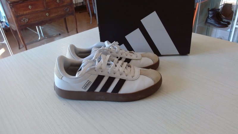 ADIDAS - Vl COURT 3.0 N 42 1/2 K 