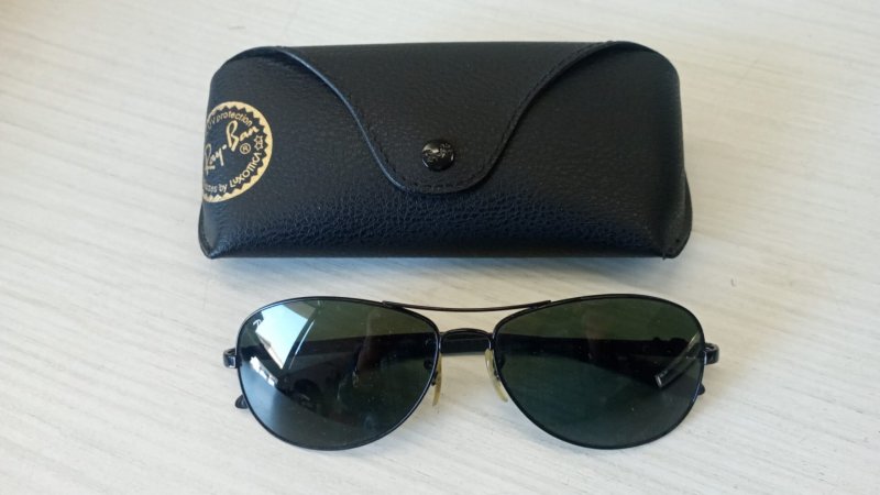 OCCHIALI DA SOLE RAY BAN LENTE POLARIZZATA  MONTATURA IN FIBRA DI CARBONIO